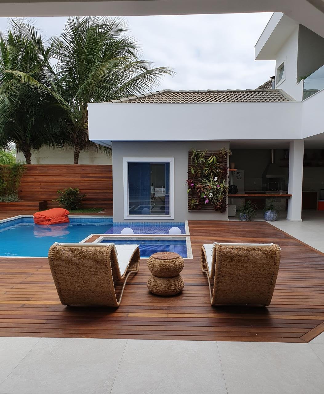 Mansão triplex em condomínio privilegiado - foto 22